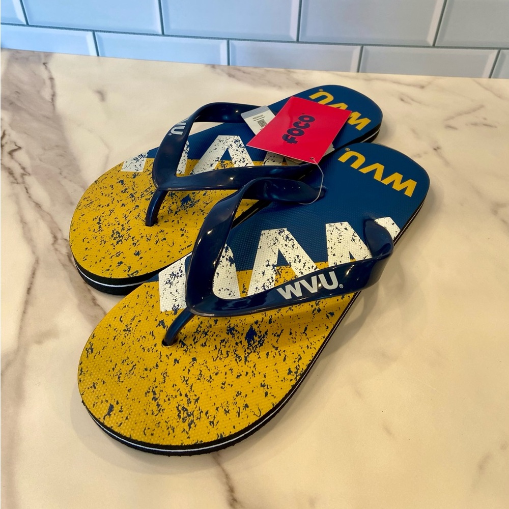 NWT Women's WVU West Virginia Mountaineers Flip Flops Small 7-8 Blue Gold White